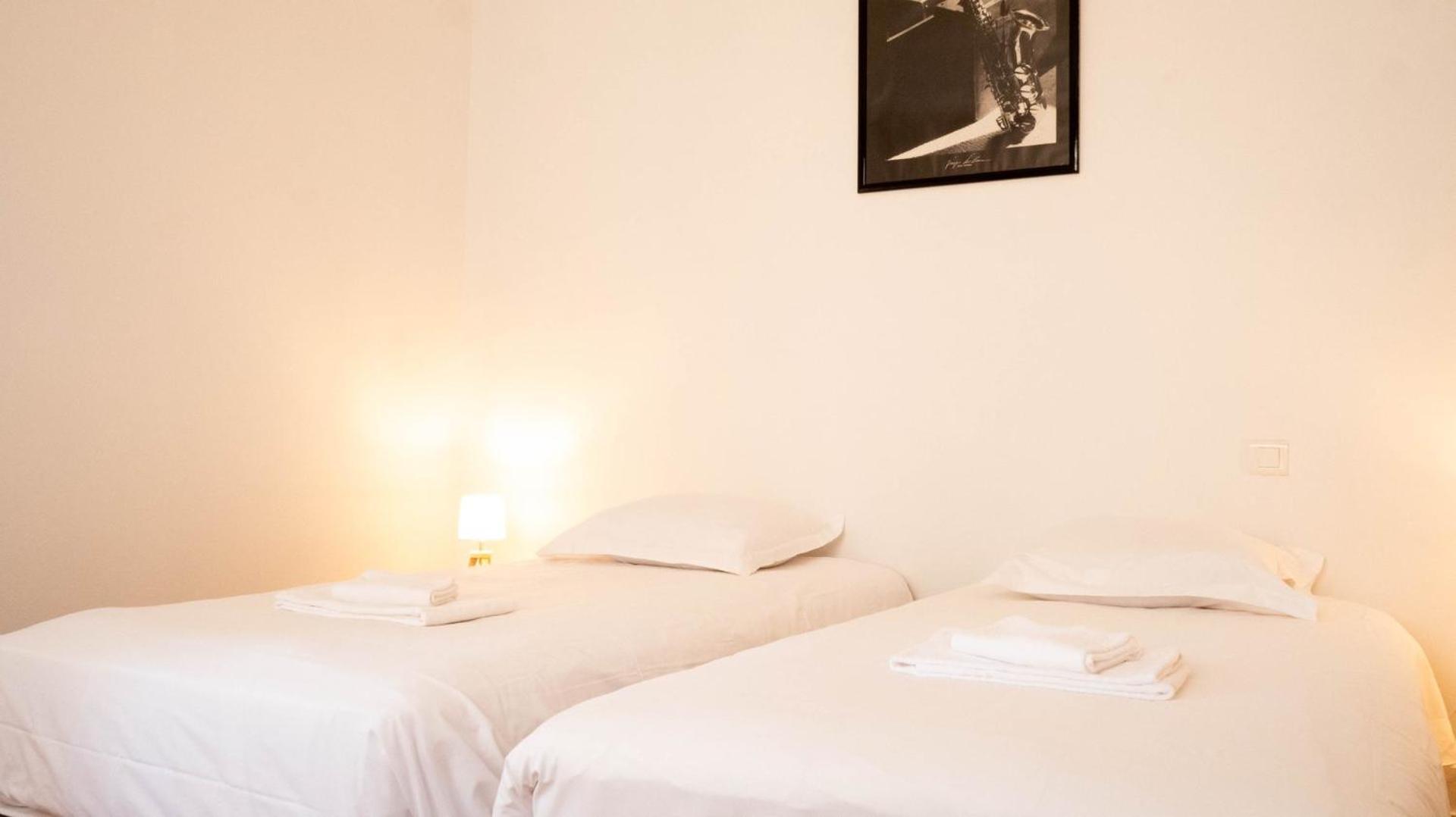 Apartamento Le Puit De Lumiere - Comfortable T3 In Poitiers! Exterior foto