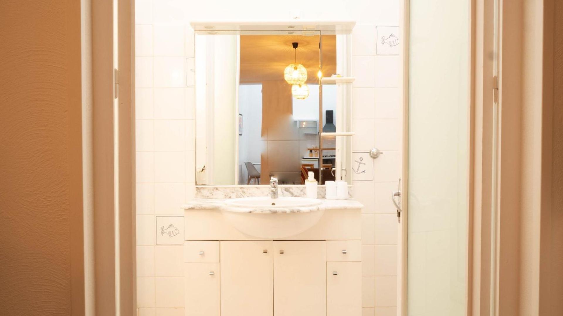 Apartamento Le Puit De Lumiere - Comfortable T3 In Poitiers! Exterior foto